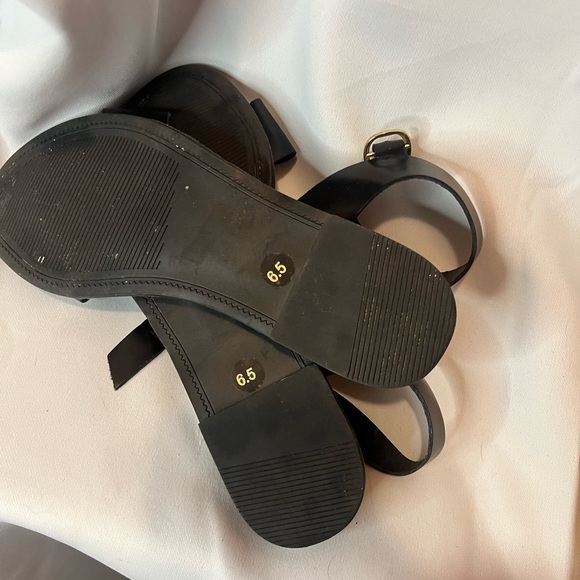 Steve Madden Black Women's Sandals - Picture 8 of 8